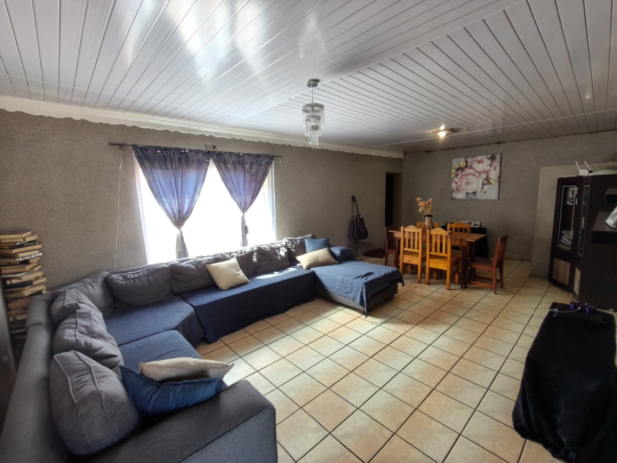 3 Bedroom Property for Sale in Rustenburg Central North West